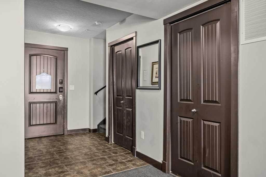 https://bt-photos.global.ssl.fastly.net/calgary/orig_boomver_1_A2287424-2.jpg