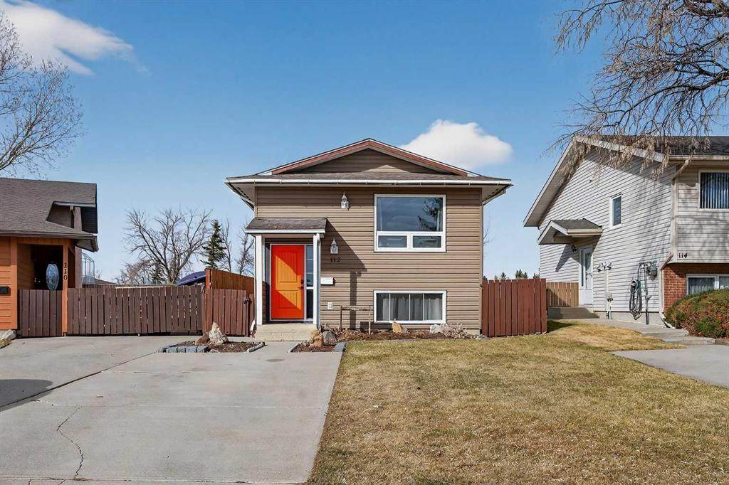 112 Iroquois Crescent - Photo 1