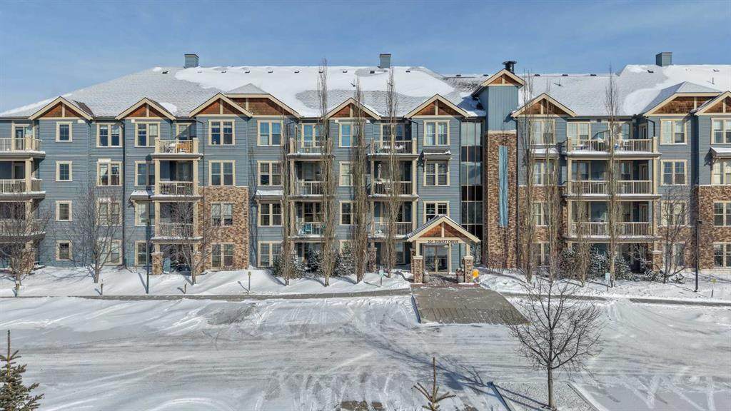 201 Sunset Drive - Photo 1