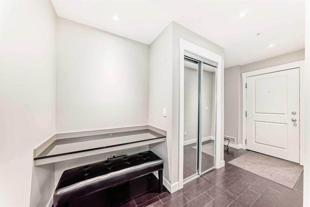 https://bt-photos.global.ssl.fastly.net/calgary/orig_boomver_1_A2287995-2.jpg