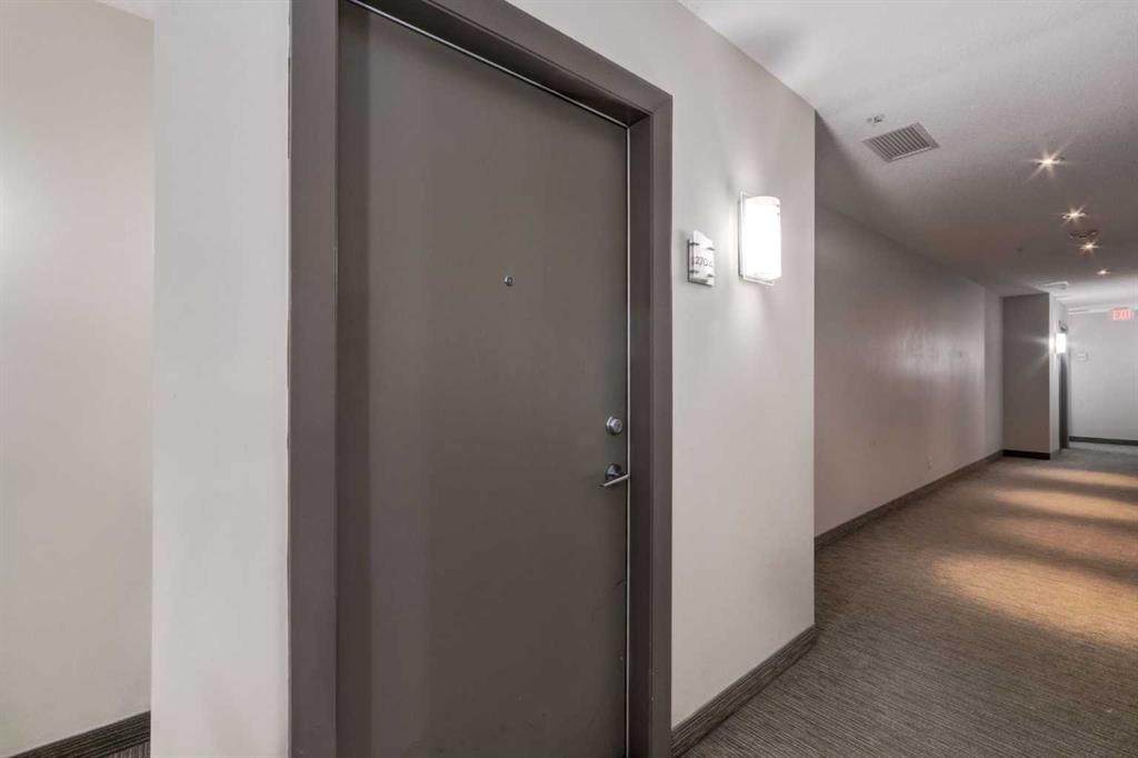 https://bt-photos.global.ssl.fastly.net/calgary/orig_boomver_1_A2288158-2.jpg