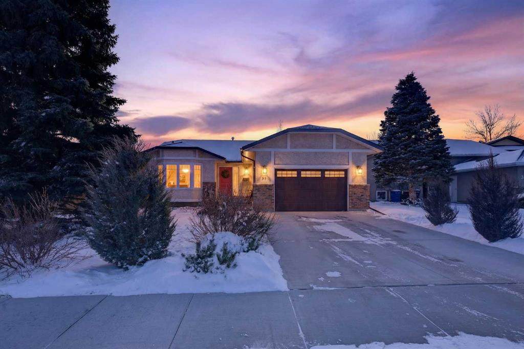 39 Wildwood Crescent - Photo 1