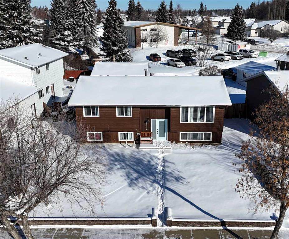 5114 13 Avenue - Photo 1