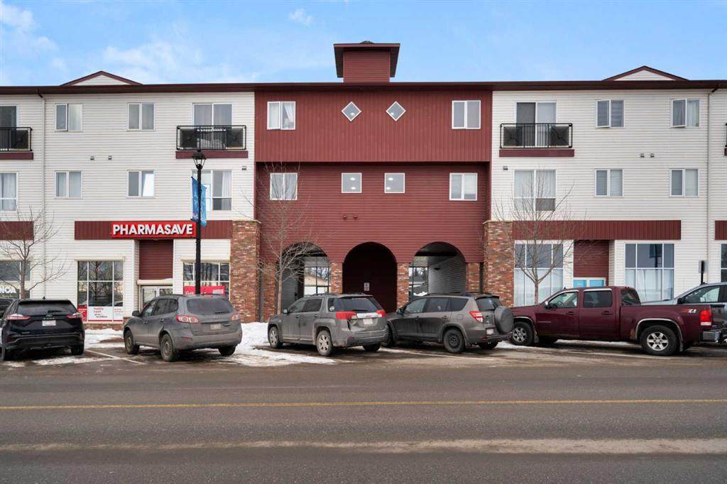 1010 Railway Street - Photo 1