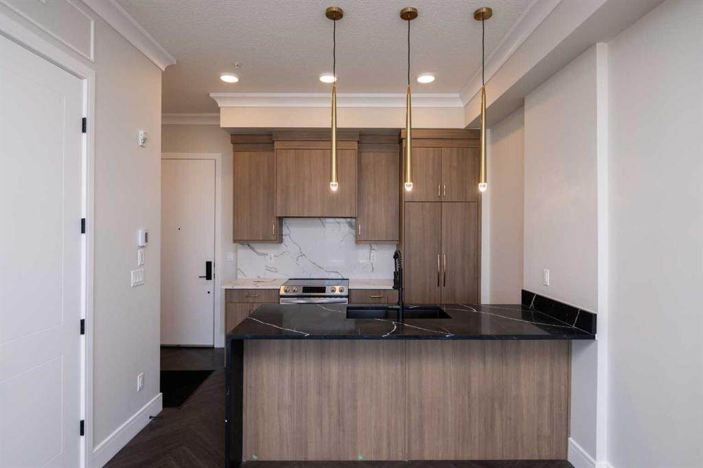 330 Dieppe Drive - Photo 1