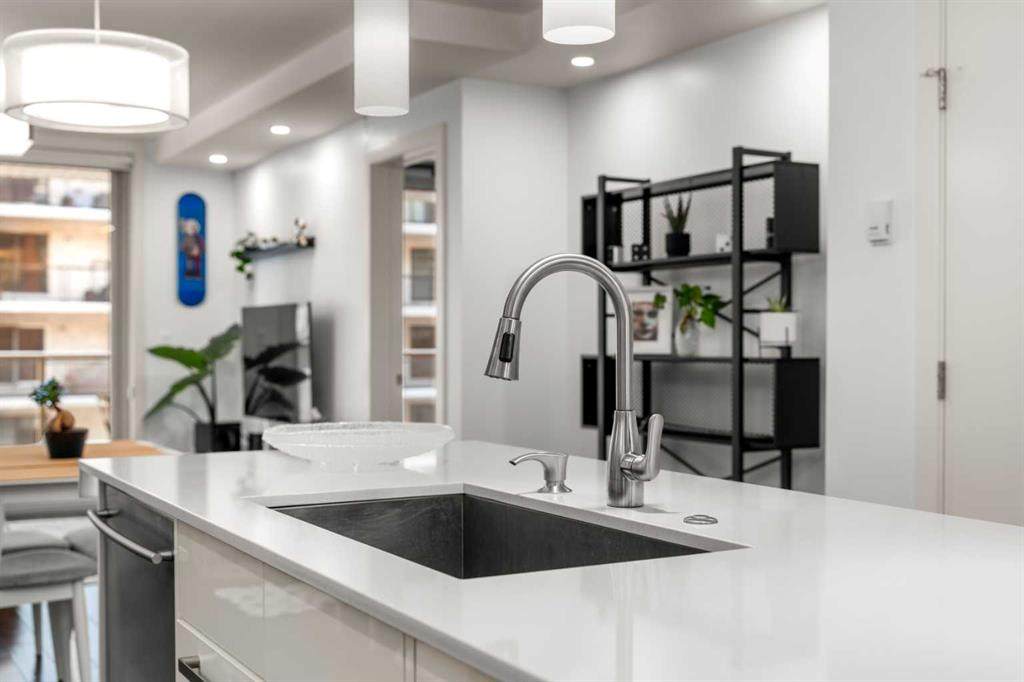 https://bt-photos.global.ssl.fastly.net/calgary/orig_boomver_1_A2288568-2.jpg