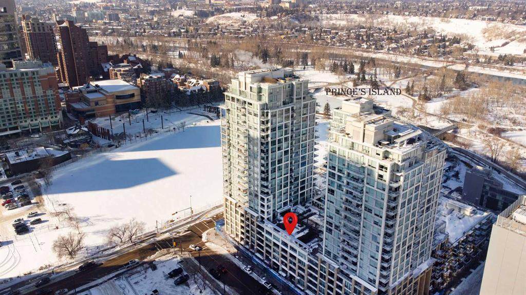 222 Riverfront Avenue - Photo 1