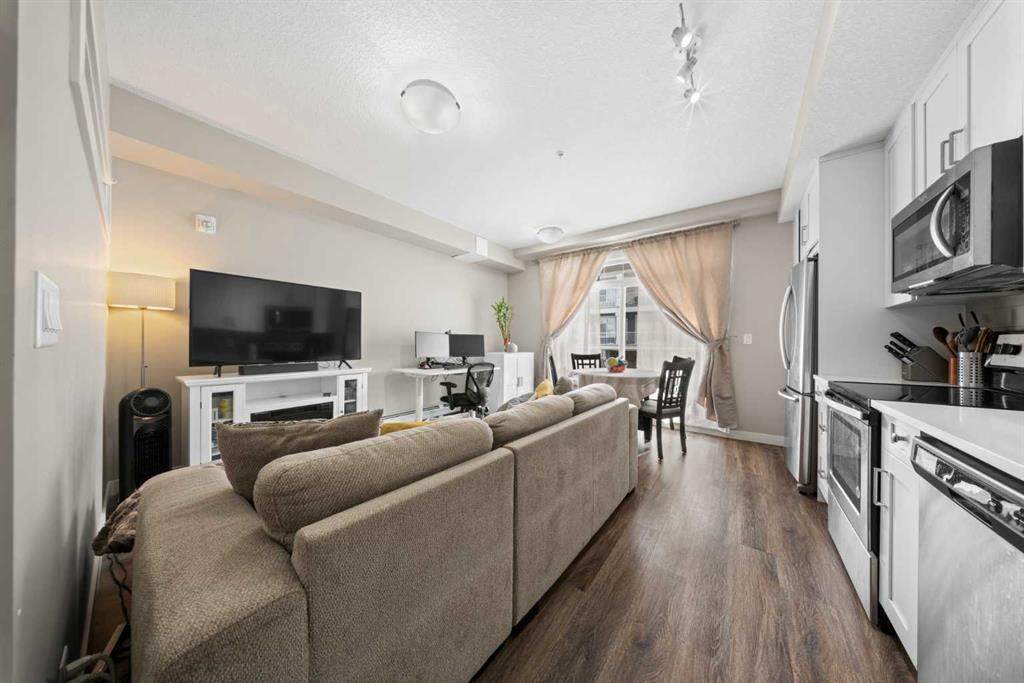 https://bt-photos.global.ssl.fastly.net/calgary/orig_boomver_1_A2288758-2.jpg