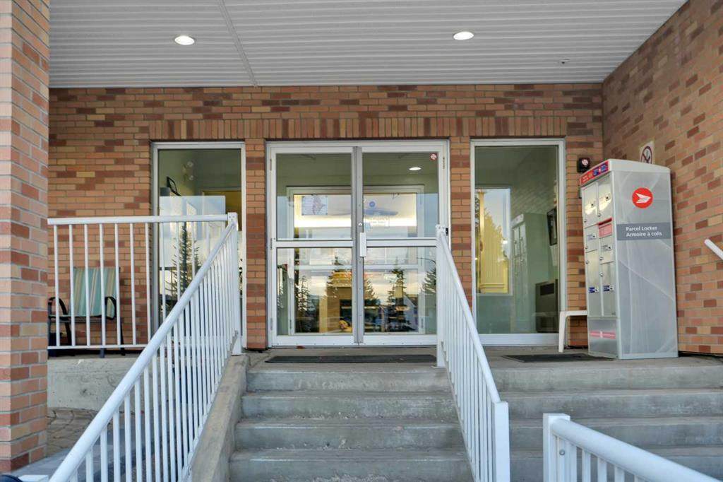 165 Manora Place - Photo 1