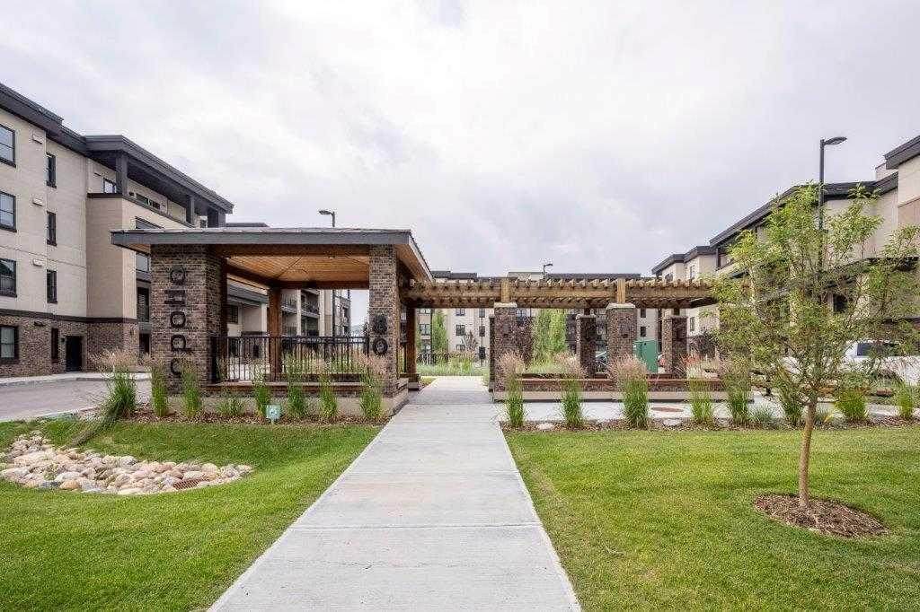 80 Greenbriar Place - Photo 1