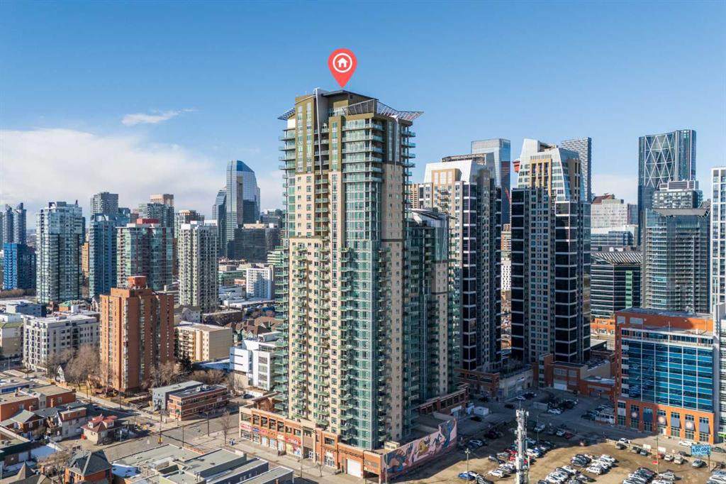 210 15 Avenue - Photo 1