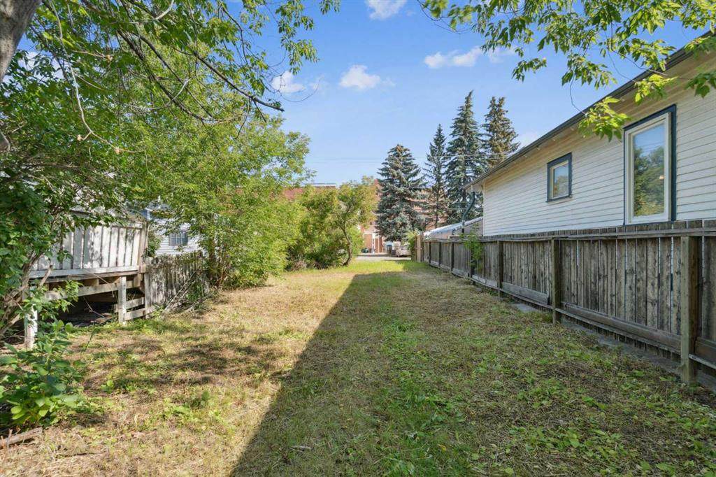 206 12 Avenue - Photo 1