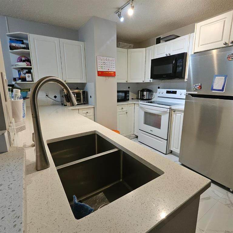 https://bt-photos.global.ssl.fastly.net/calgary/orig_boomver_1_A2293980-2.jpg