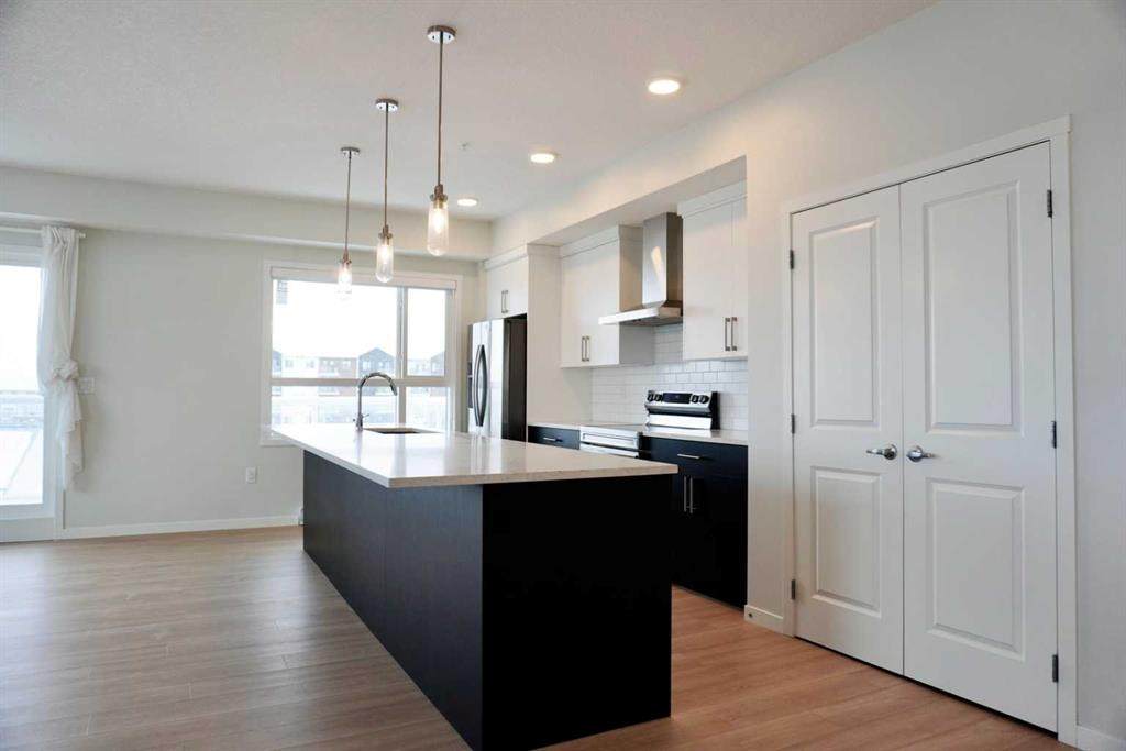 https://bt-photos.global.ssl.fastly.net/calgary/orig_boomver_1_A2294208-2.jpg