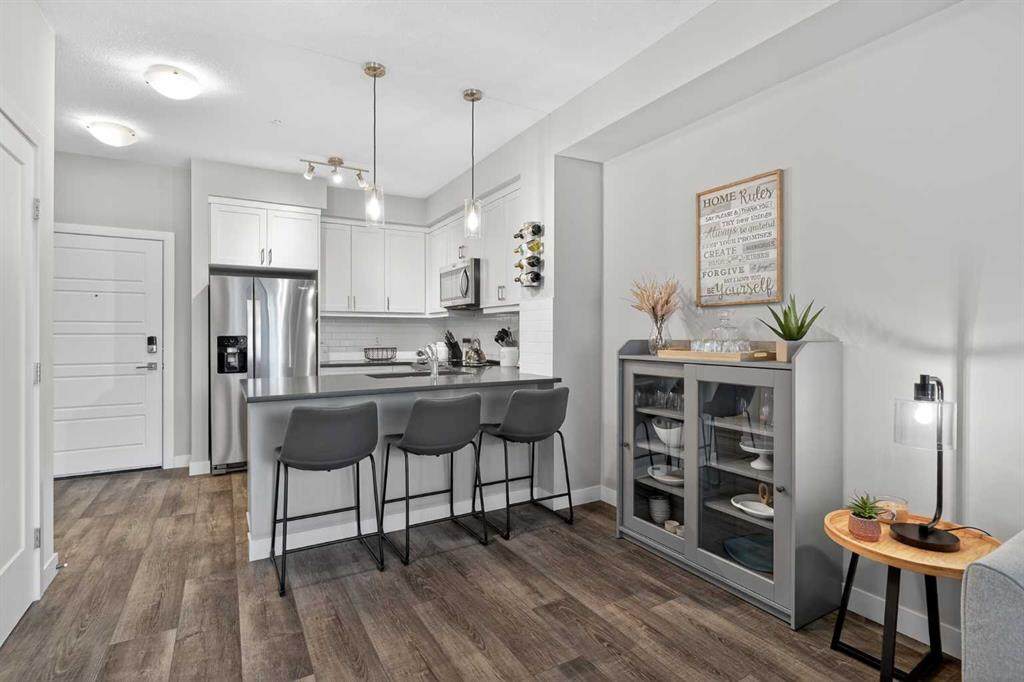 https://bt-photos.global.ssl.fastly.net/calgary/orig_boomver_1_A2294671-2.jpg