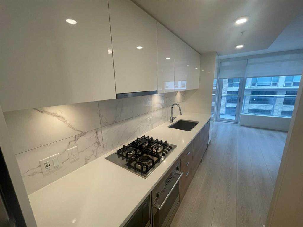 108 Waterfront Court - Photo 1