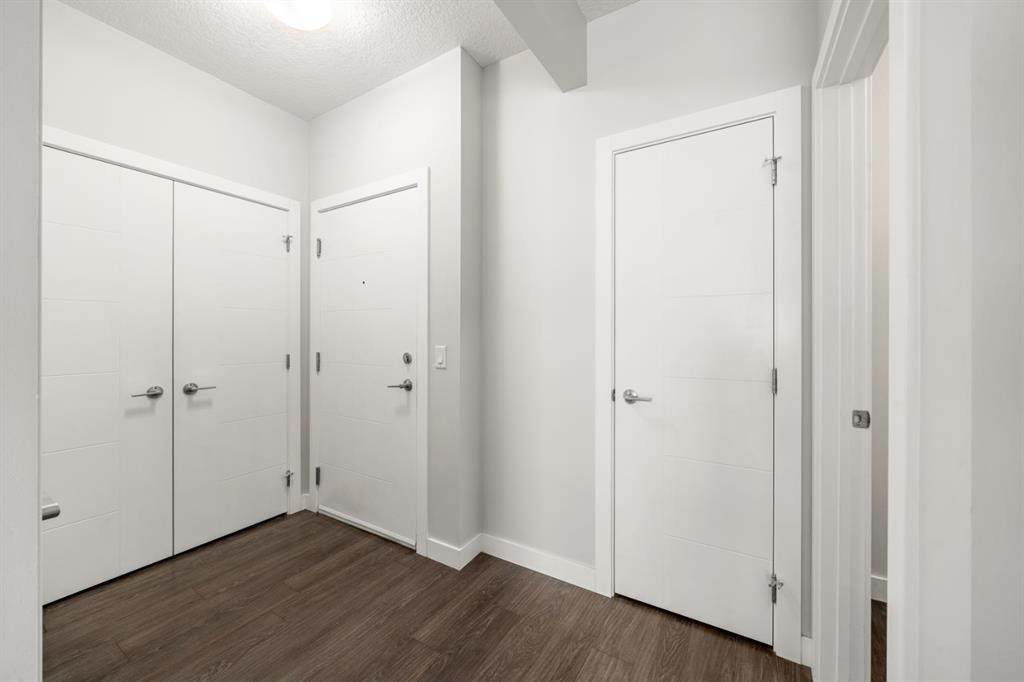 https://bt-photos.global.ssl.fastly.net/calgary/orig_boomver_1_A2295638-2.jpg