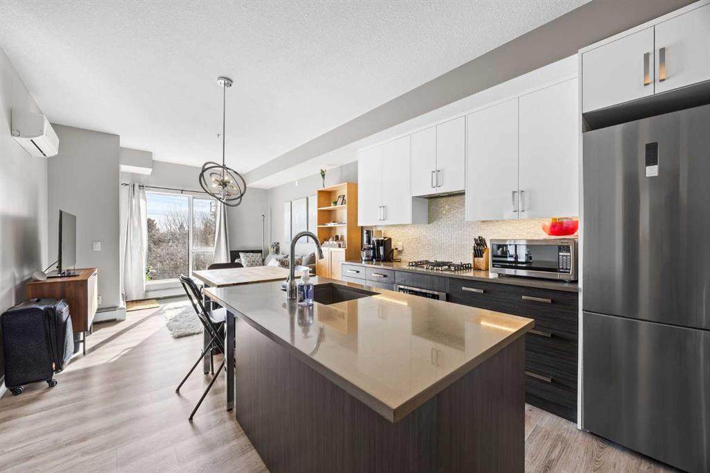 1521 26 Avenue - Photo 1