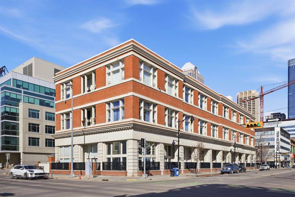 1117 1 Street - Photo 1