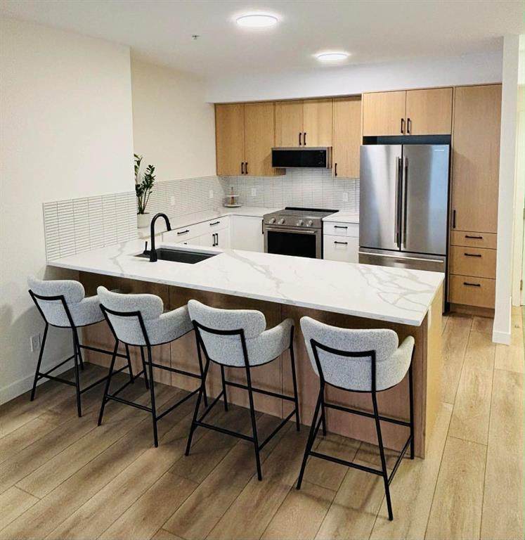 160 Moberly Road - Photo 1