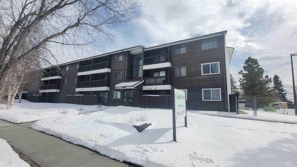 5317 5 Avenue - Photo 1