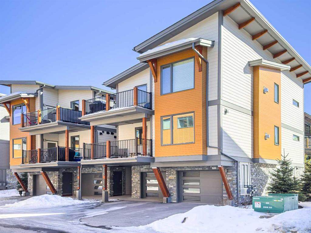 1101 Three Sisters Parkway - Photo 1