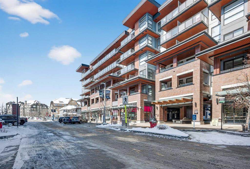 122 Mahogany Centre - Photo 1