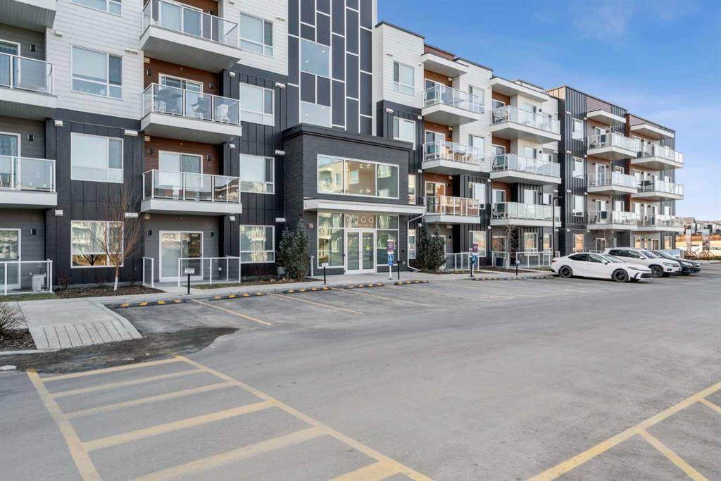 550 Belmont Street - Photo 1