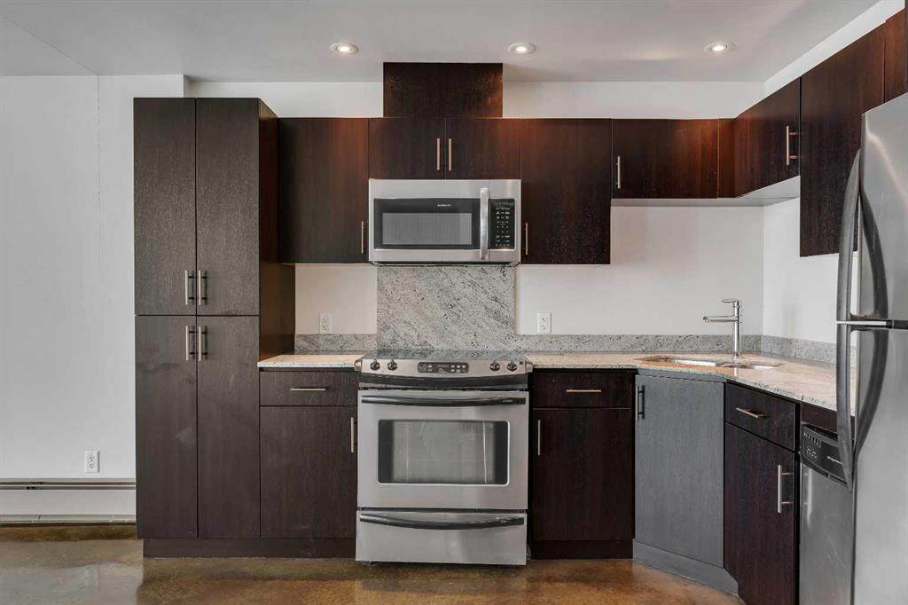 https://bt-photos.global.ssl.fastly.net/calgary/orig_boomver_1_A2298347-2.jpg