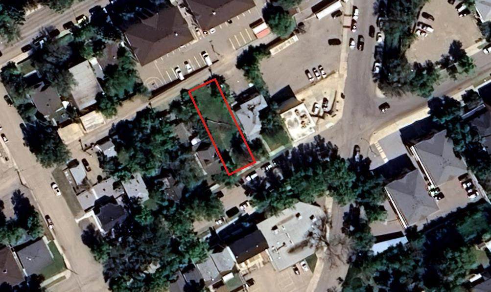 338 4 Street - Photo 1