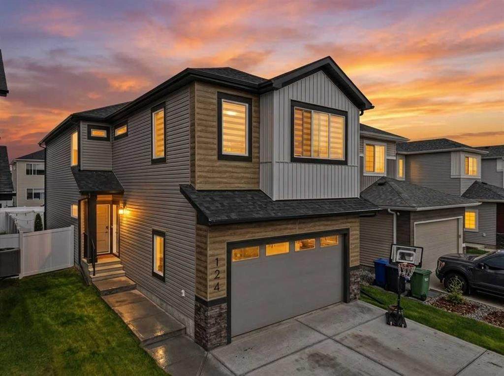 124 Emerald Drive - Photo 1