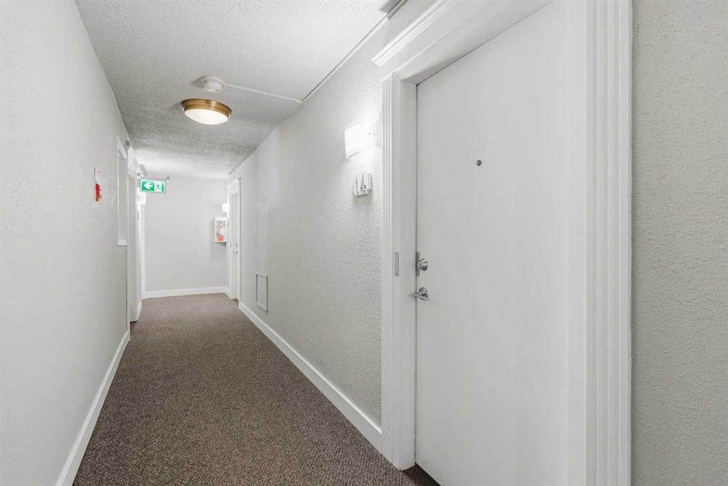 https://bt-photos.global.ssl.fastly.net/calgary/orig_boomver_2_A2299480-2.jpg