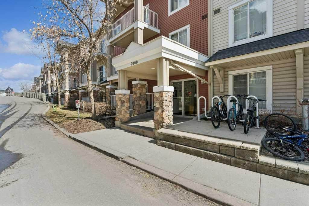 70 Panamount Drive - Photo 1