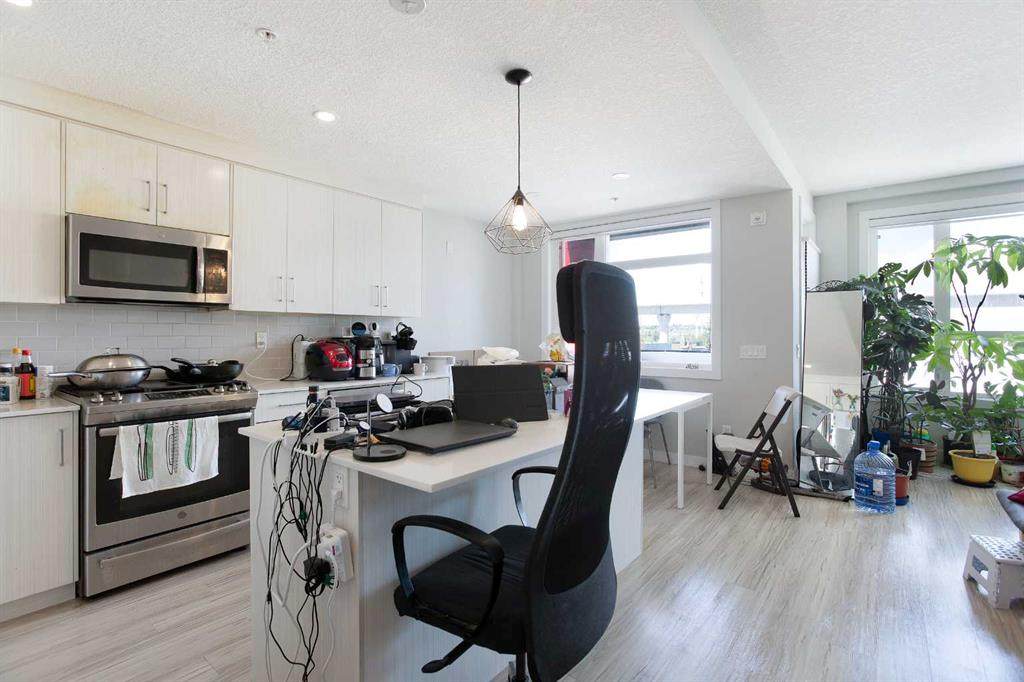 https://bt-photos.global.ssl.fastly.net/calgary/orig_boomver_1_A2302519-2.jpg