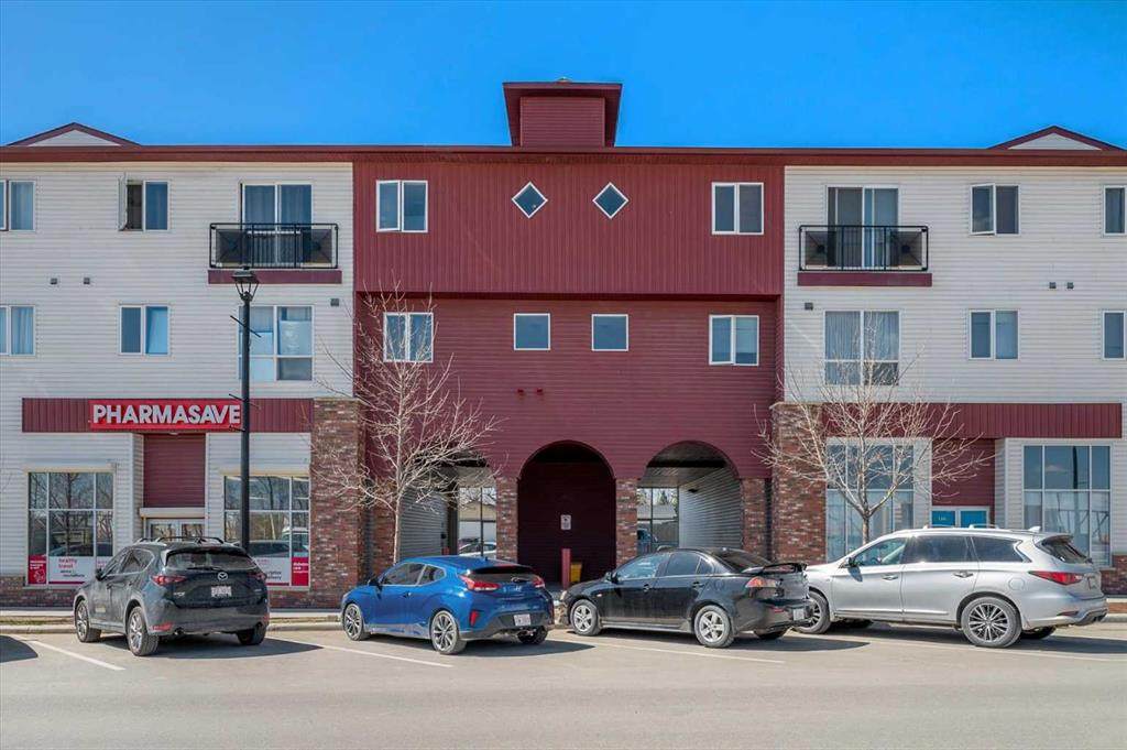 1010 Railway Street - Photo 1