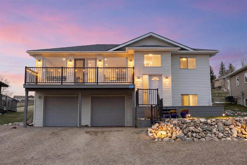 439 Sunset Drive - Photo 1