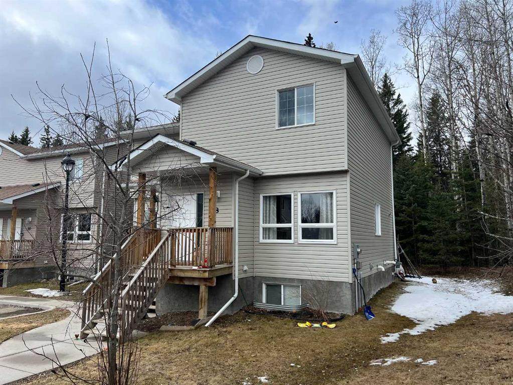624 41 Street - Photo 1