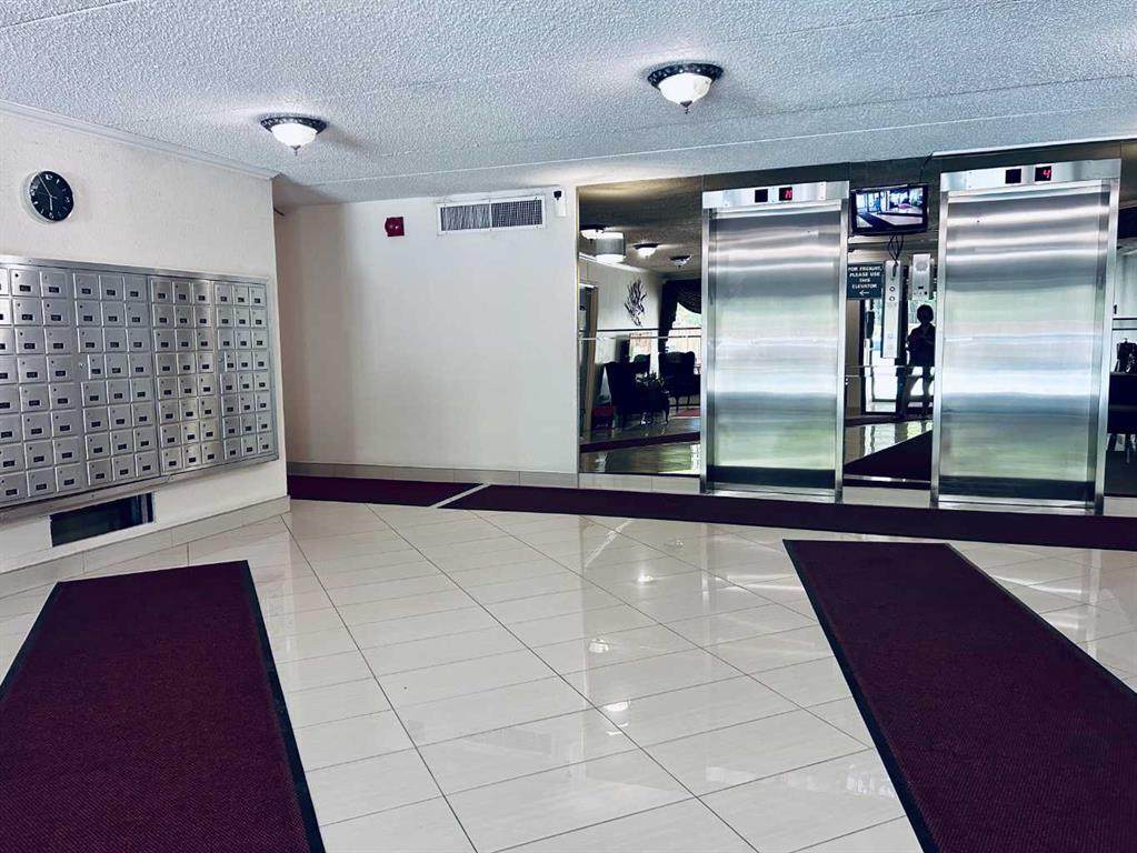 https://bt-photos.global.ssl.fastly.net/calgary/orig_boomver_1_A2304757-2.jpg