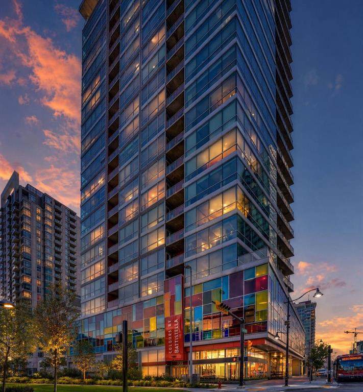 135 13 Avenue - Photo 1