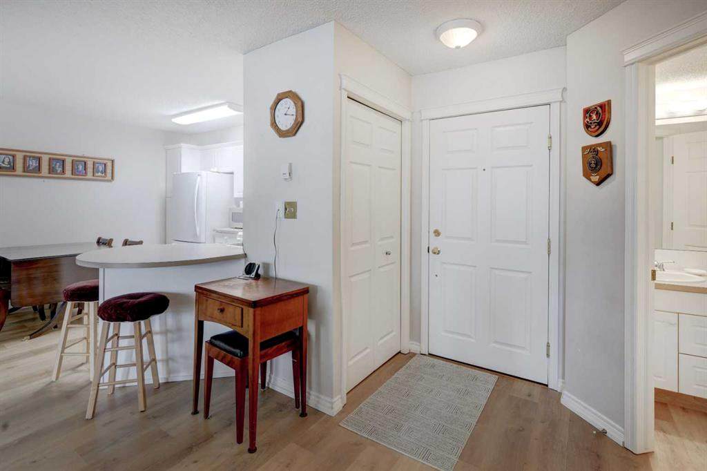 https://bt-photos.global.ssl.fastly.net/calgary/orig_boomver_1_A2305352-2.jpg