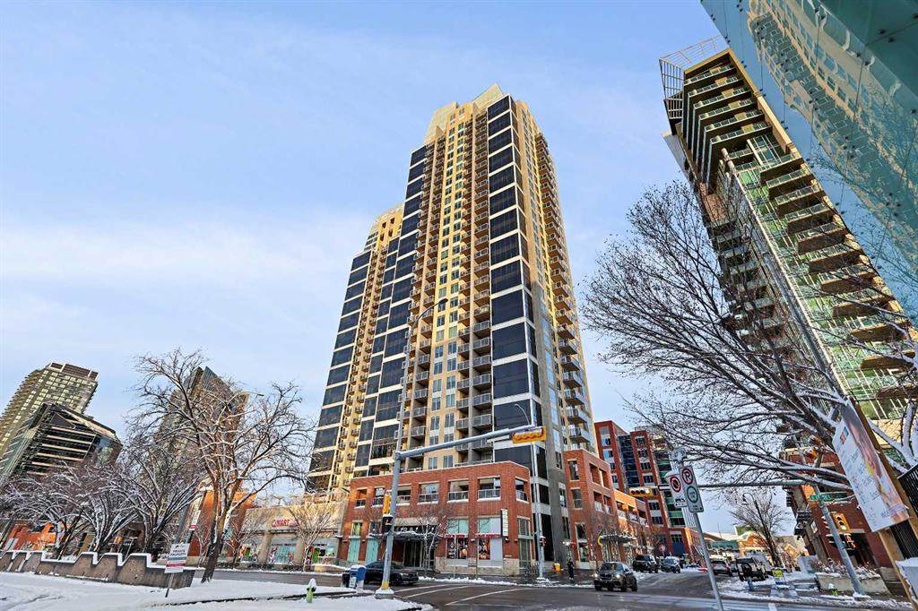 1320 1 Street - Photo 1