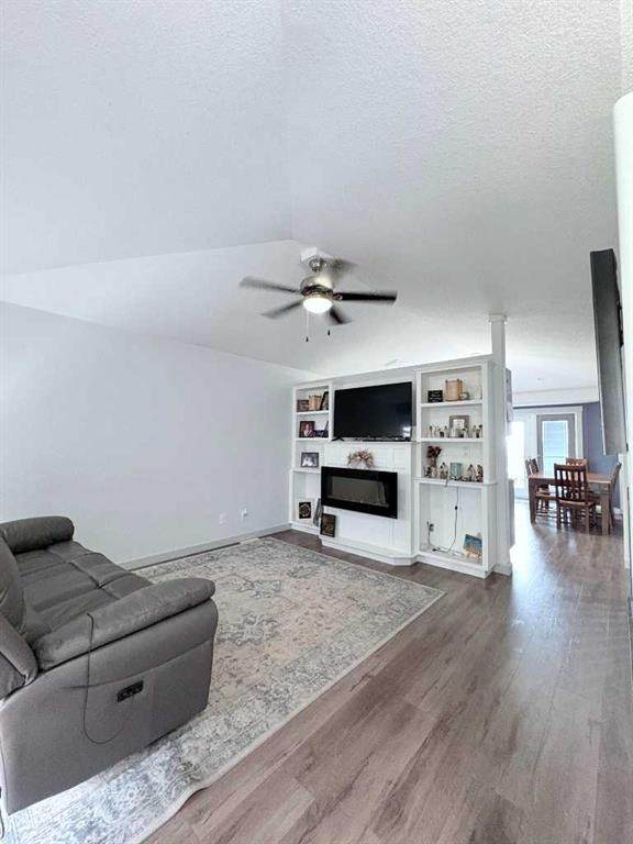 https://bt-photos.global.ssl.fastly.net/calgary/orig_boomver_1_A2307849-2.jpg