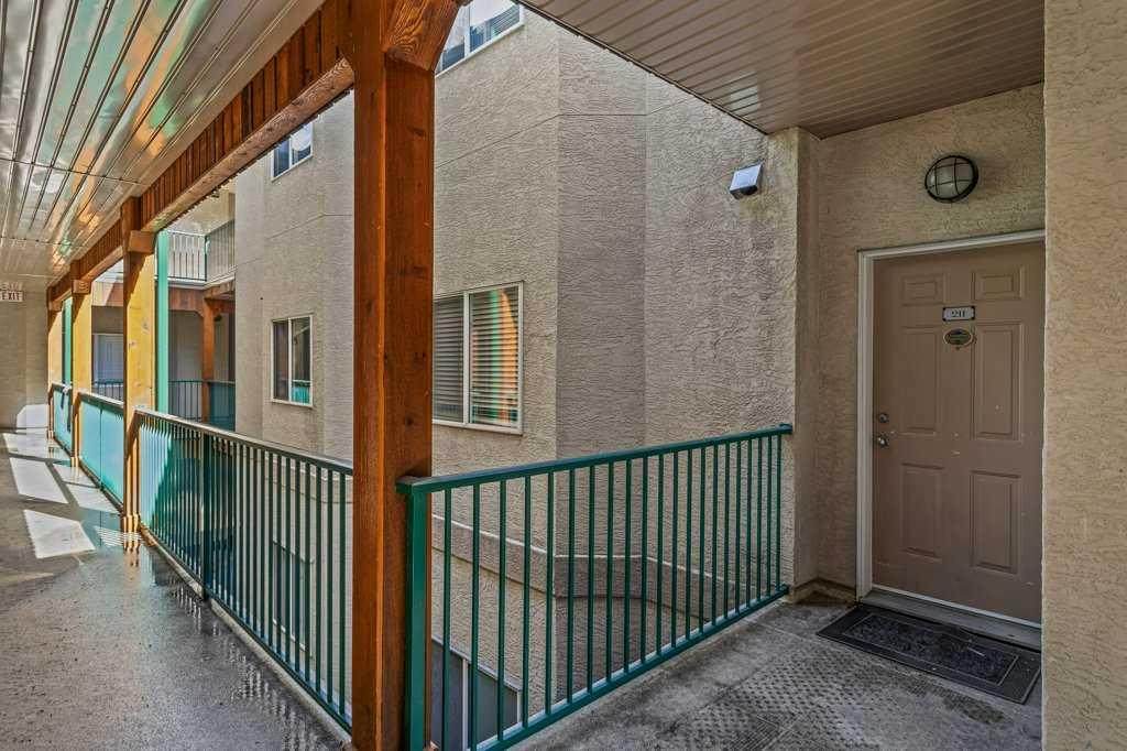 https://bt-photos.global.ssl.fastly.net/calgary/orig_boomver_1_A2309192-2.jpg