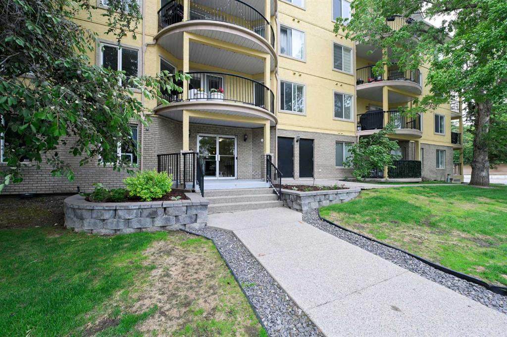 735 56 Avenue - Photo 1