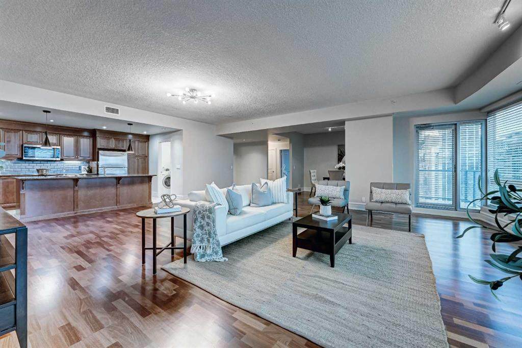 920 5 Avenue - Photo 1