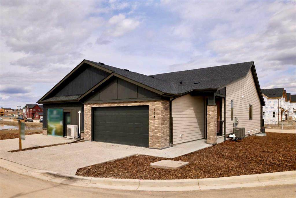 164 Juniper Ridge Crescent - Photo 1