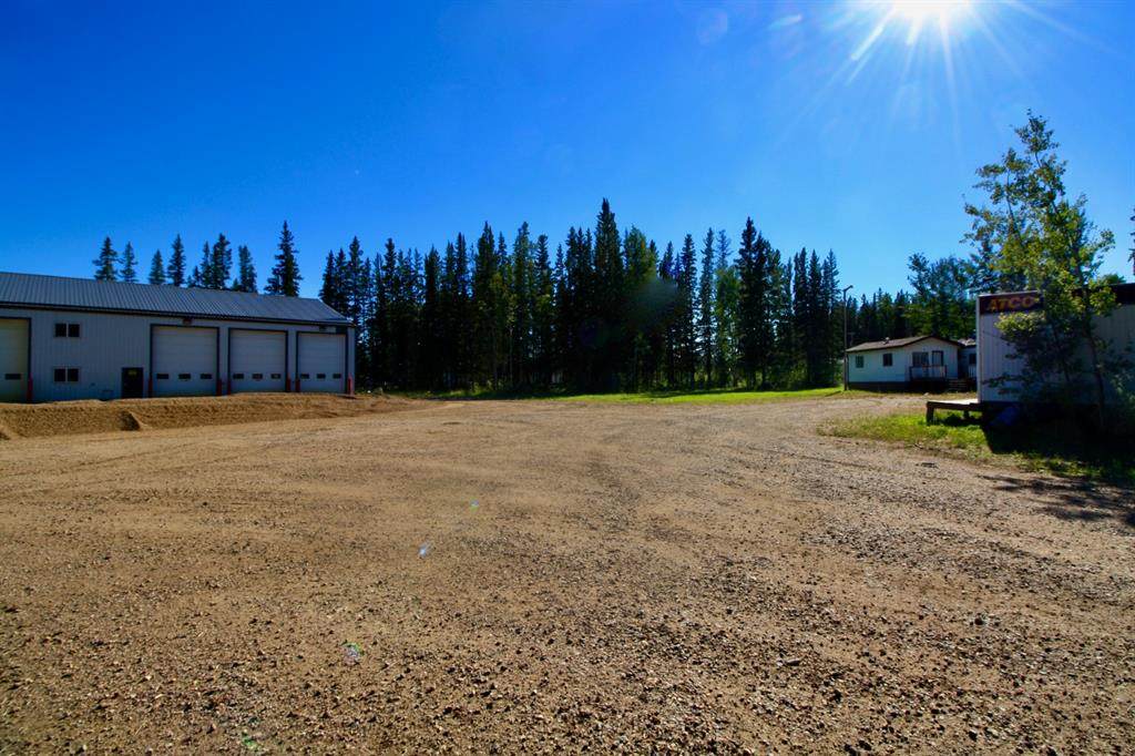953 Bear Paw Crescent - Photo 1