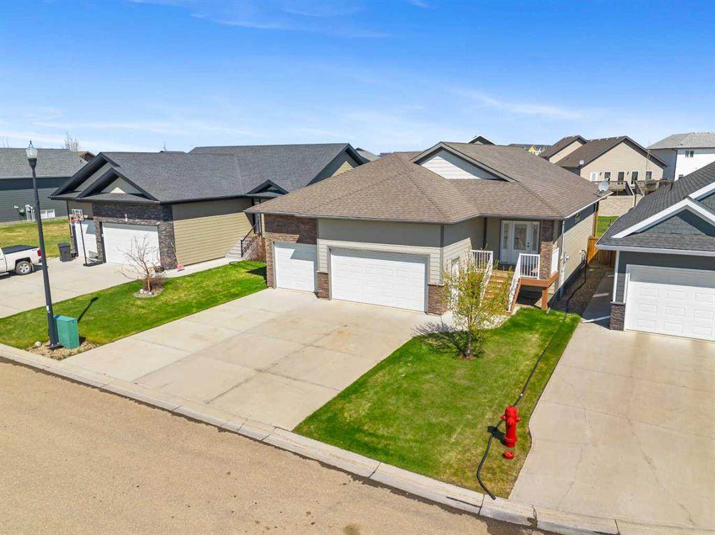 2715 73 Avenue - Photo 1