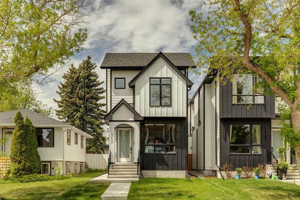 2427 27 Street - Photo 1