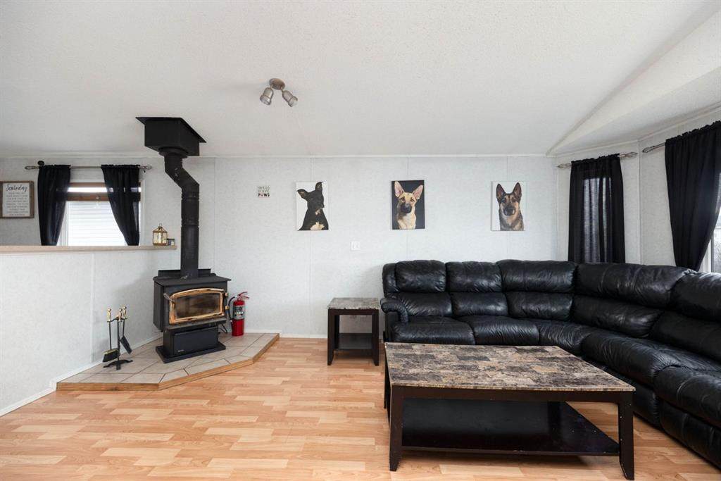 https://bt-photos.global.ssl.fastly.net/calgary/orig_boomver_1_A2314375-2.jpg